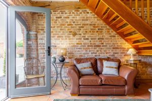 Apartment Entrance Lobby- click for photo gallery